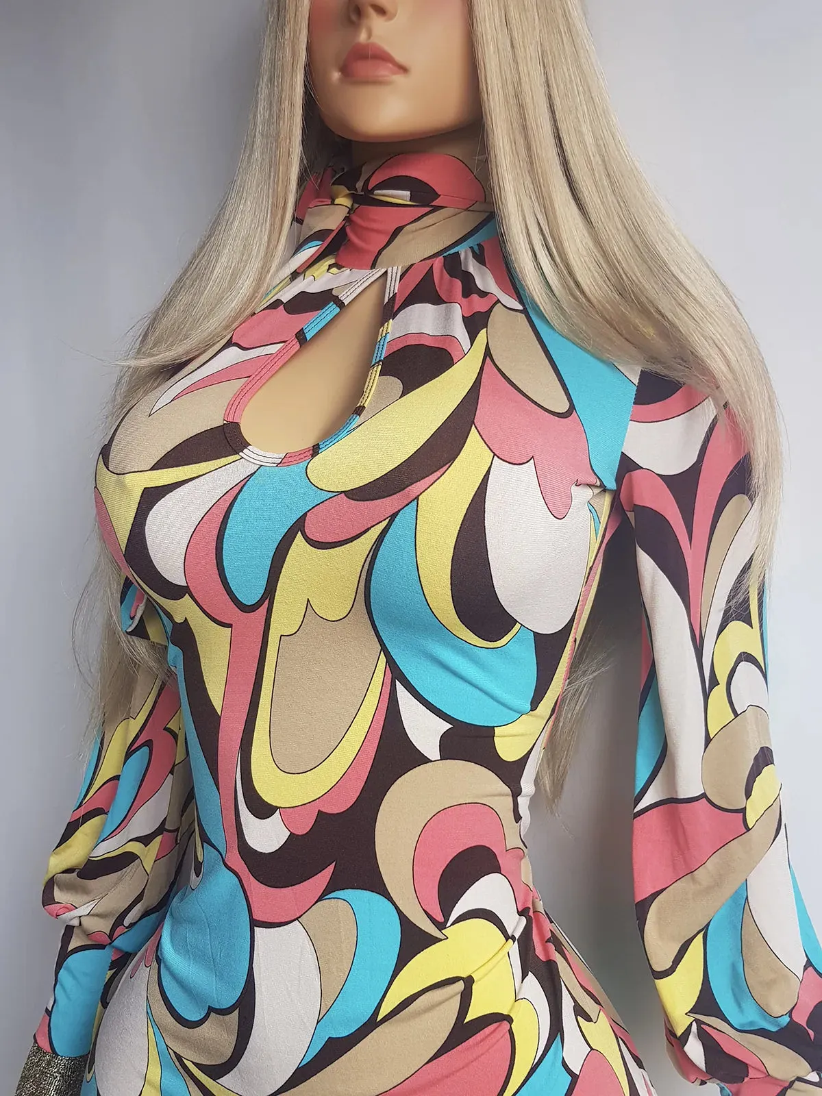 90s Pucci Style Absolutely Wild Mini Dress - Incredible Poolside & Summer Party Piece - Can be worn as a top -Sexy Tie Kneck & Backless - Keyhole cut out on chest - Super short mini dress or Long Top - Stretch Body Hugging High Quality Fabric