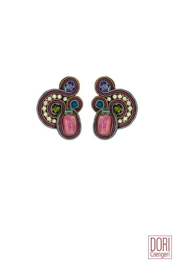 Alice Chic Clip-on Earrings