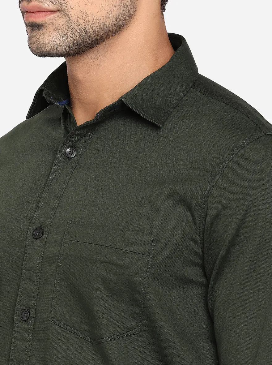 Forest Green Solid Slim Fit Semi Casual Shirt | JadeBlue