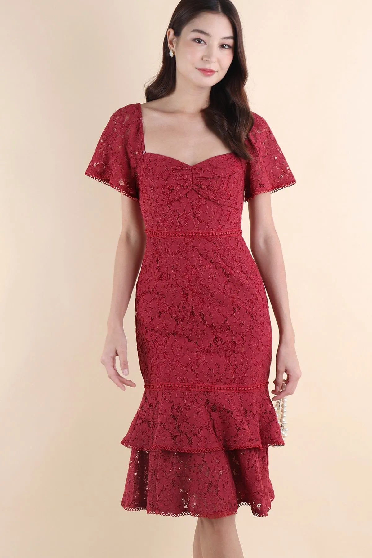 GEMMA LACE MERMAID DRESS IN SANGRIA ROSE